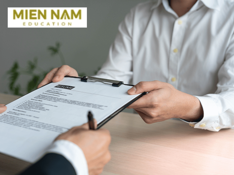 Điều kiện học quản lý mầm non